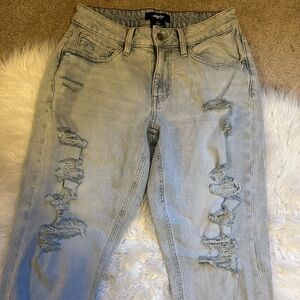 Edgely Ripped Light Boyfriend Jeans brand new without tags never been worn